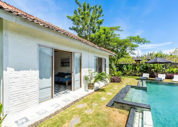 Indigo & Maiko - Bingin Villa Uluwatu (Bali)
